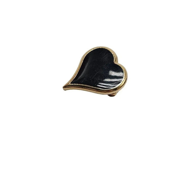 Sarah Coventry Black Enamel Heart Brooch Pin Gold Tone Vintage 1970s - Picture 2 of 4